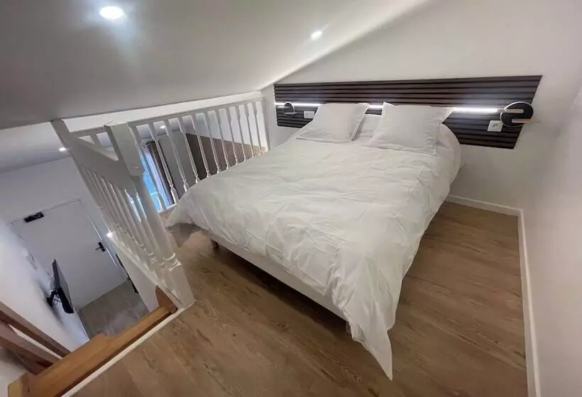 Hotelli Du Parc Canal