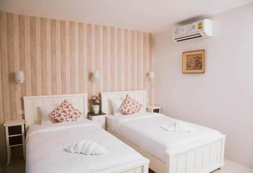 Hotelli Moei Manee Resort