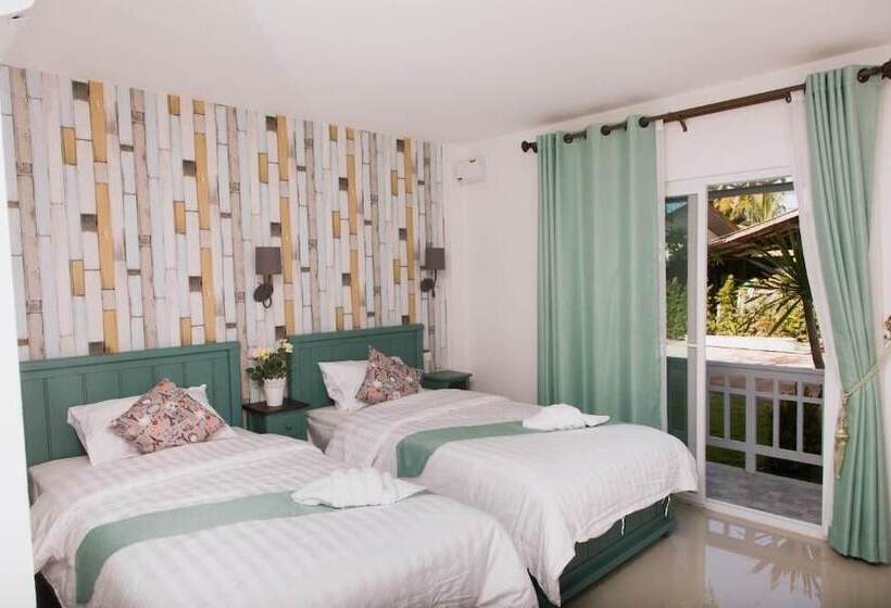 בית מלון כפרי Moei Manee Resort