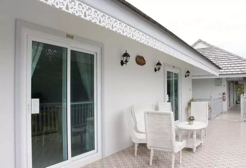 Hotelli Moei Manee Resort