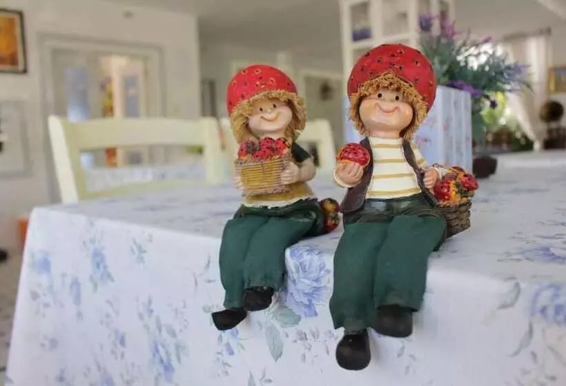 Hotelli Moei Manee Resort