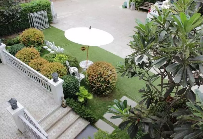 Hotelli Moei Manee Resort