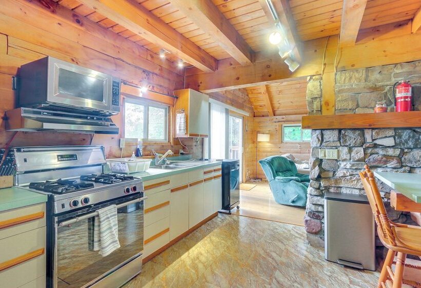 Mountaintop Home In Hedgesville W/ Panoramic View!