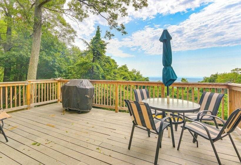 Mountaintop Home In Hedgesville W/ Panoramic View!