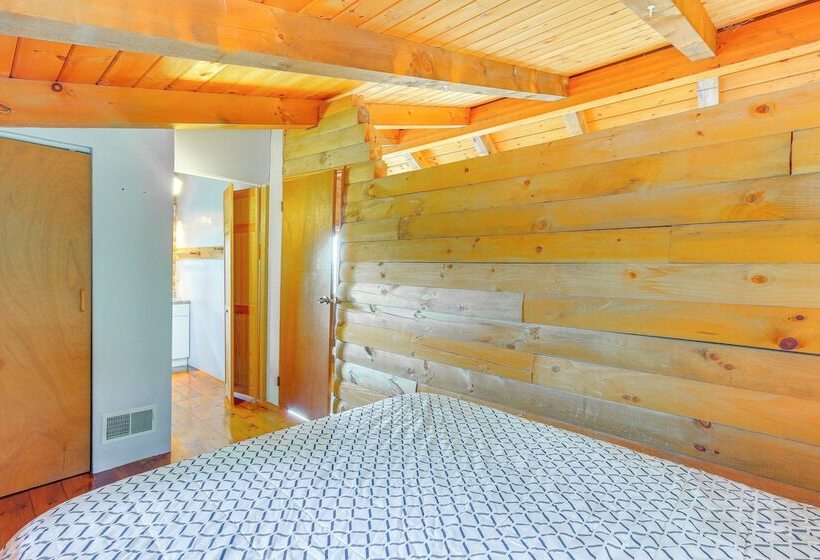 Mountaintop Home In Hedgesville W/ Panoramic View!