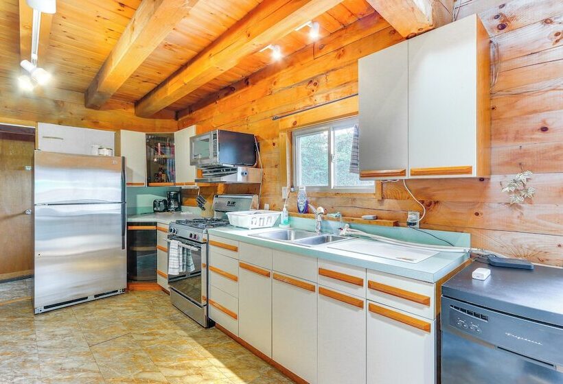 Mountaintop Home In Hedgesville W/ Panoramic View!