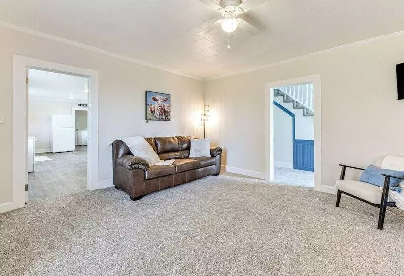 Peaceful Lenoir Home W/ Valley & Mountain Views!