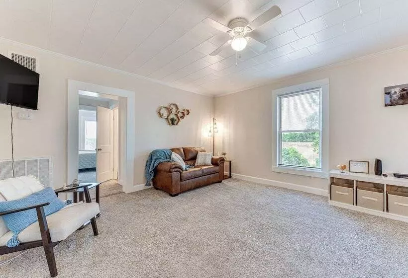 Peaceful Lenoir Home W/ Valley & Mountain Views!