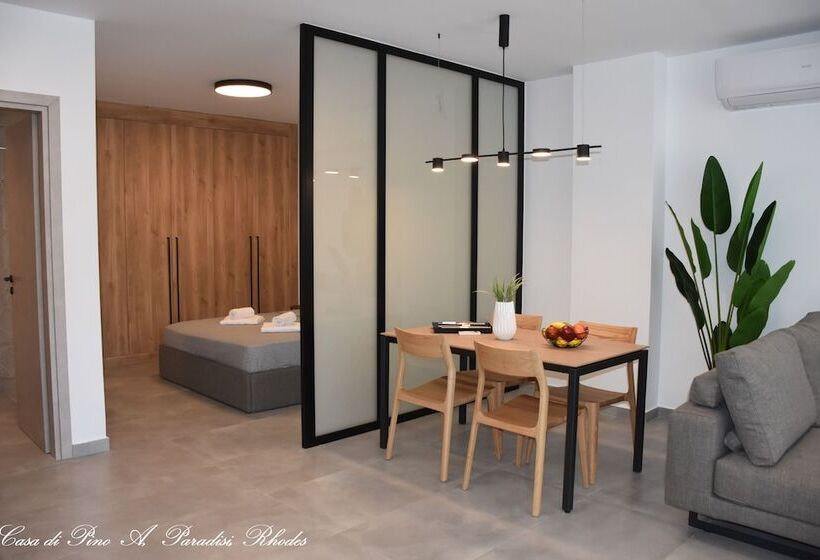 Panzió Casa Di Pino In Paradisi Square Near Airport