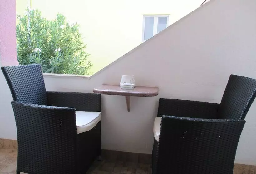 Majatalo Guest House Villa Daniel