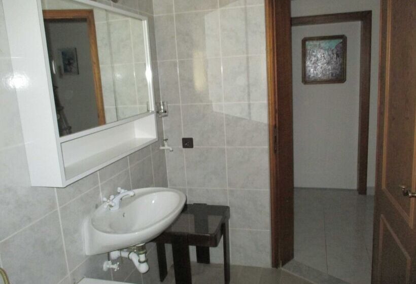 Panzió Guest House Villa Daniel