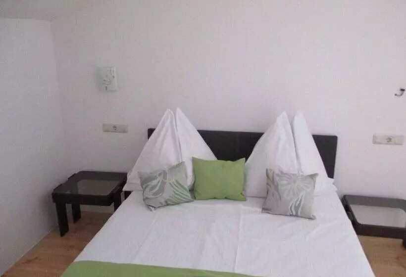 Majatalo Guest House Villa Daniel