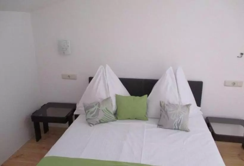 Majatalo Guest House Villa Daniel