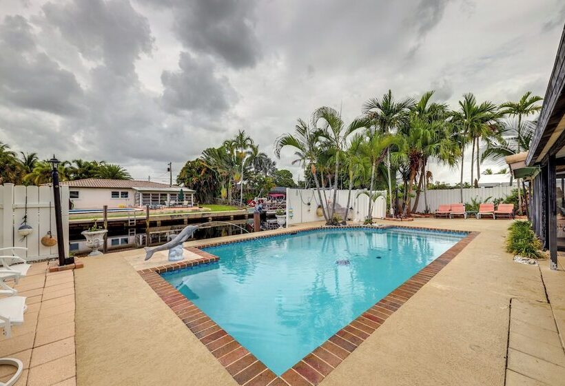Pompano Beach Home W/ Pool & Dock ~ 4 Mi To Pier!
