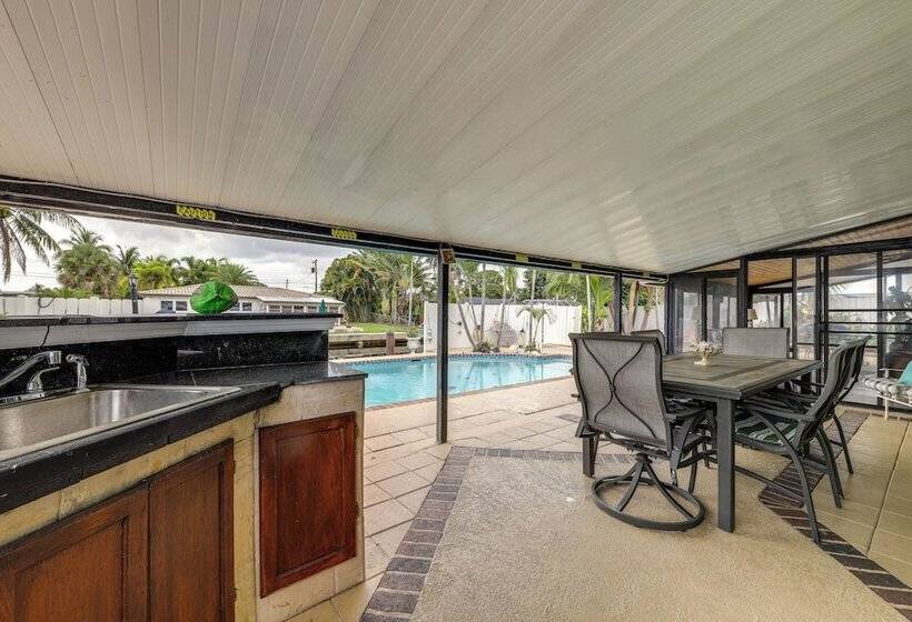 Pompano Beach Home W/ Pool & Dock ~ 4 Mi To Pier!