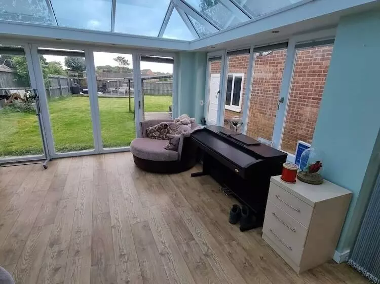 Residenssi Boathouse, Easington Just Minutes From The Sea