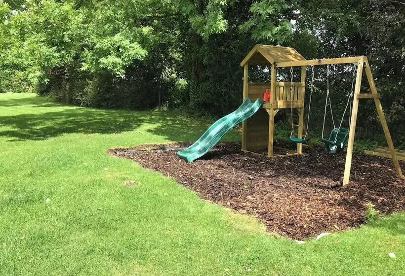 Swallow Cottage @ Olivemead Farm