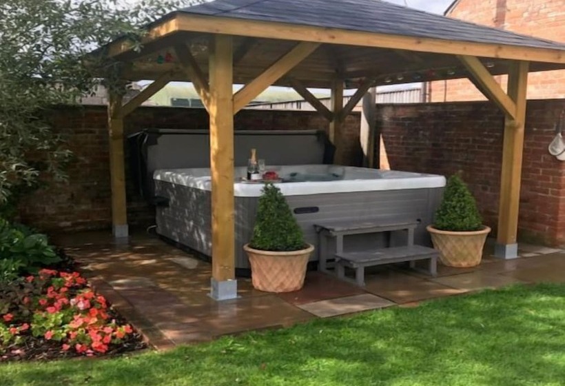 Swallow Cottage @ Olivemead Farm