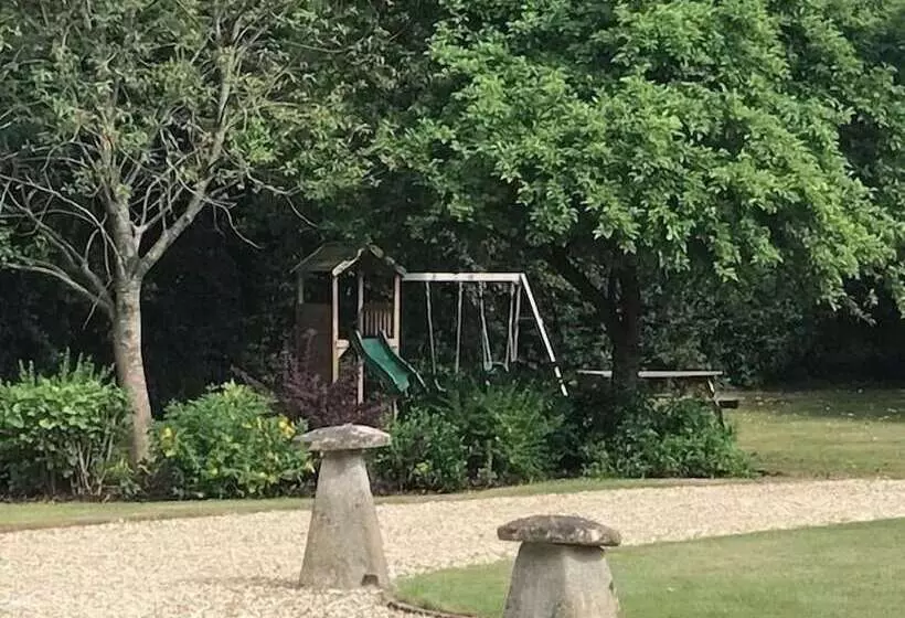 Swallow Cottage @ Olivemead Farm