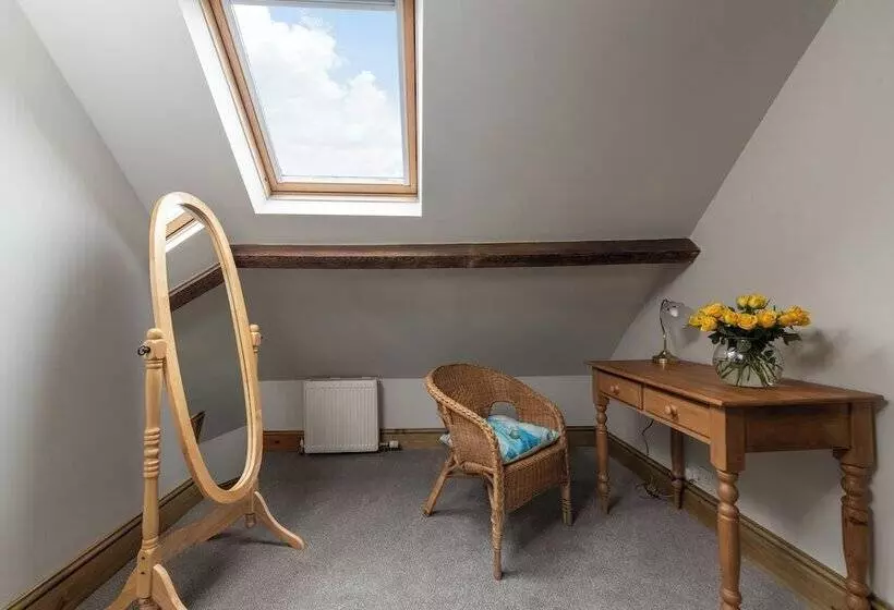 Swallow Cottage @ Olivemead Farm