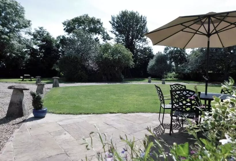 Swallow Cottage @ Olivemead Farm