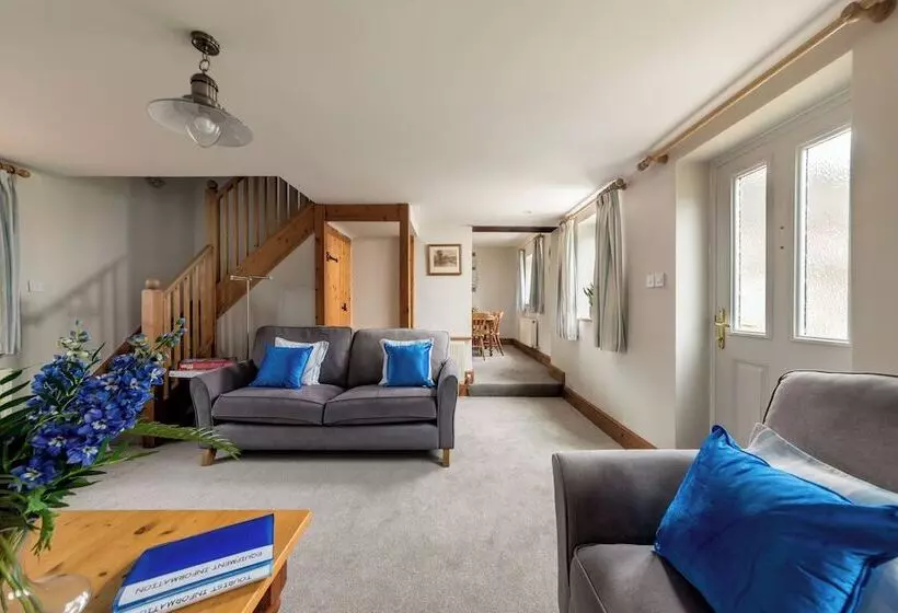 Swallow Cottage @ Olivemead Farm