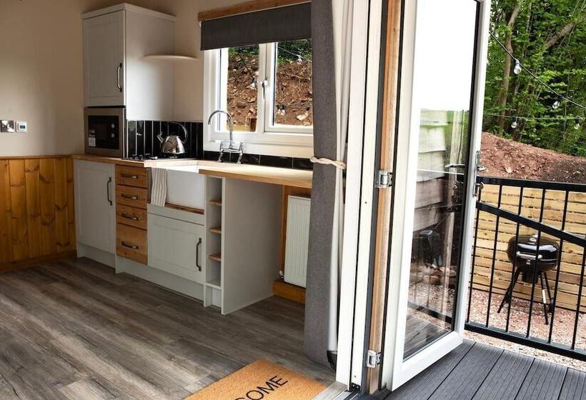 Wildwood Quarry Retreat