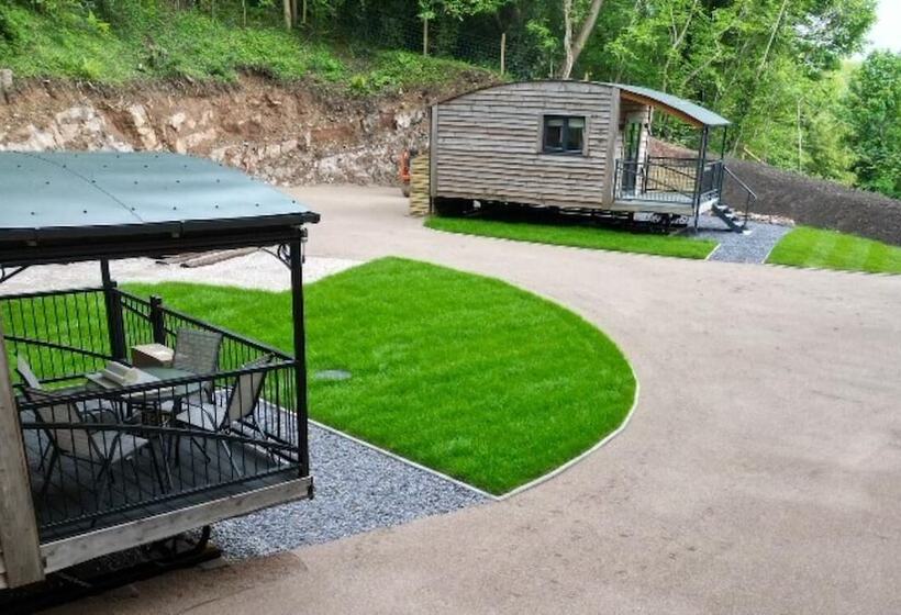 Wildwood Quarry Retreat