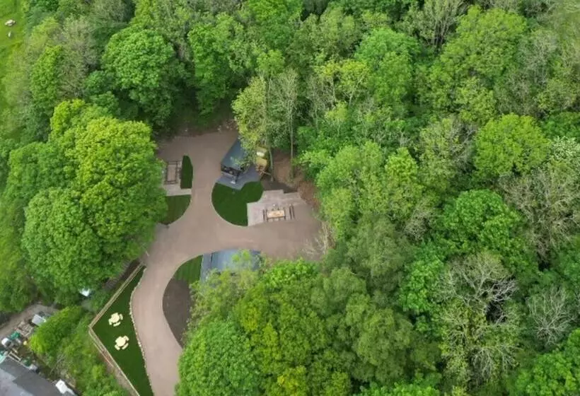 Wildwood Quarry Retreat