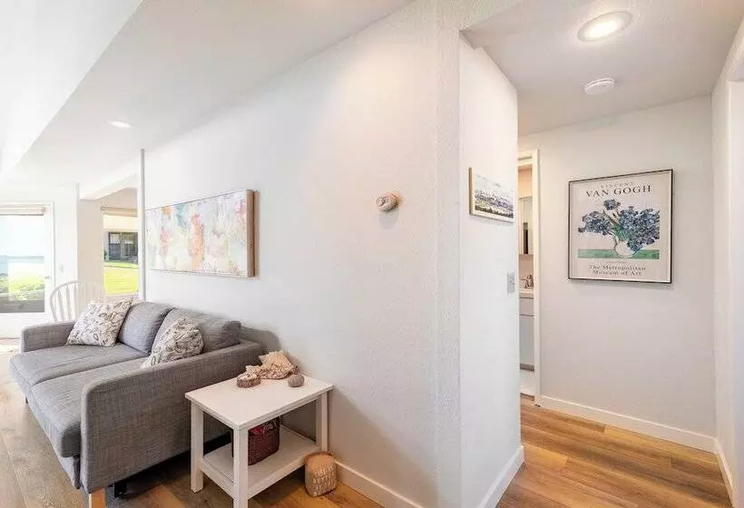 Beachcomber S Bliss By Avantstay Steps To The Beach Ocean Views