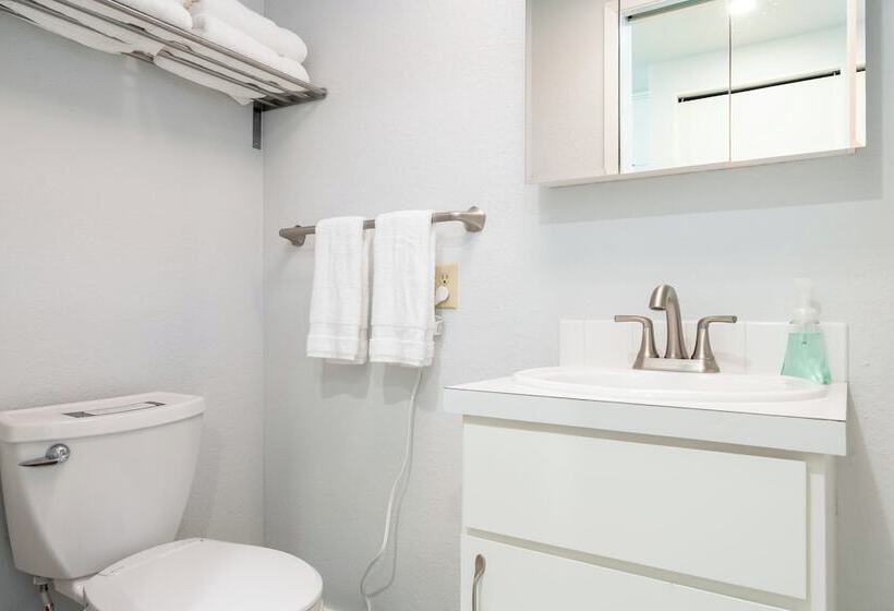 Beachcomber S Bliss By Avantstay Steps To The Beach Ocean Views