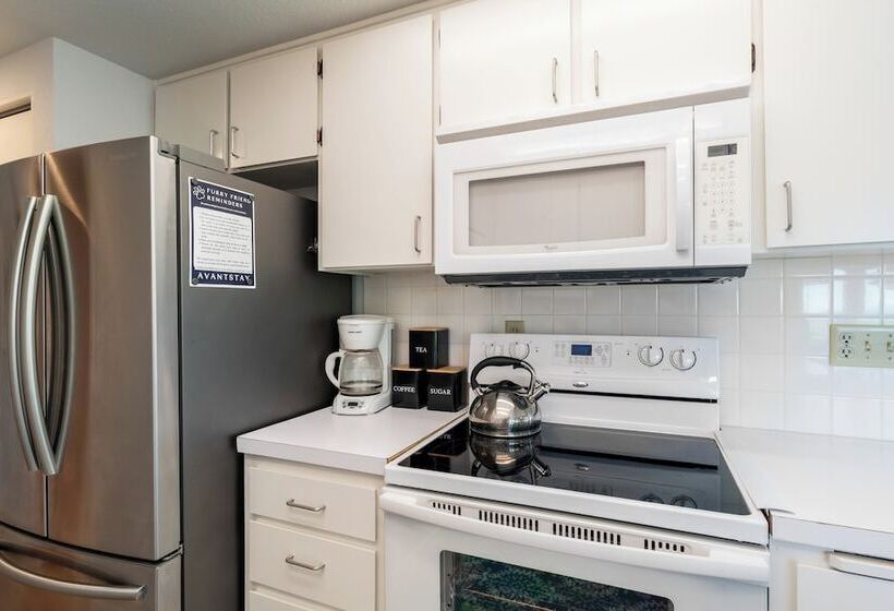 Beachcomber S Bliss By Avantstay Steps To The Beach Ocean Views