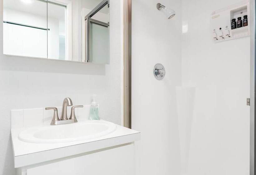 Beachcomber S Bliss By Avantstay Steps To The Beach Ocean Views