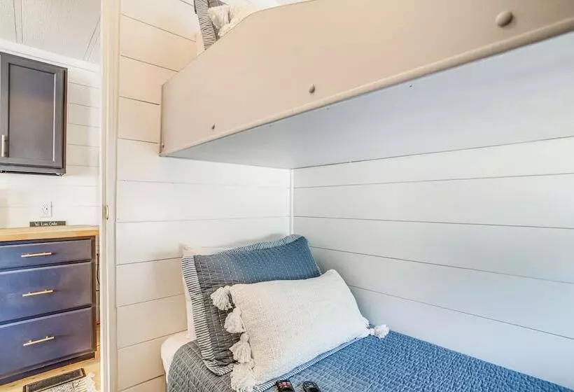 Breezy Ocean Pines Cottage W/ Patio & Pool Access!