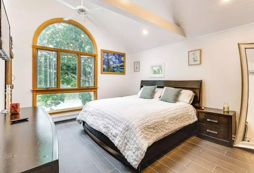 Charming Waterford Home W/ Dock On Niantic River!