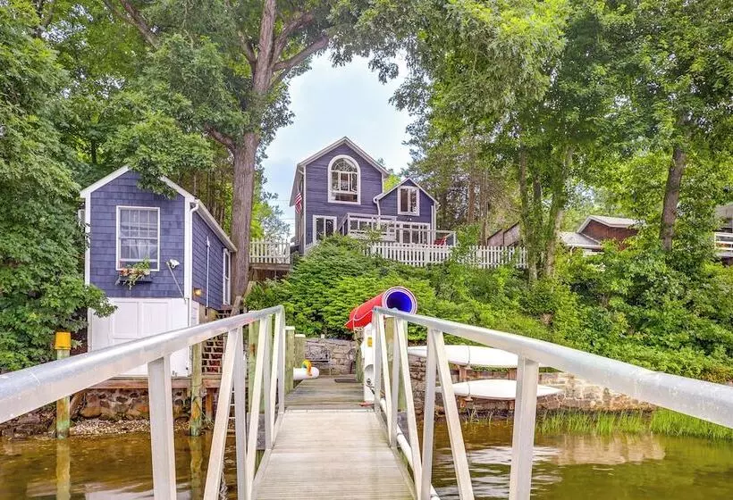 Charming Waterford Home W/ Dock On Niantic River!
