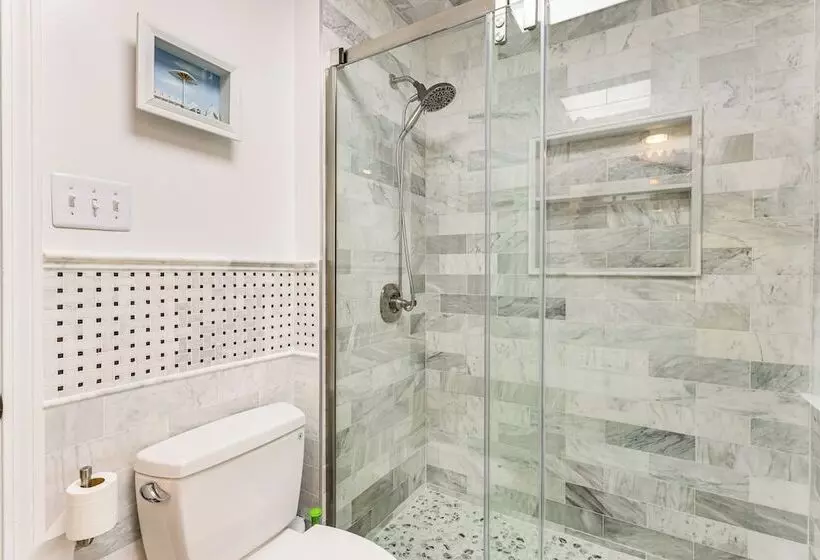 Charming Waterford Home W/ Dock On Niantic River!