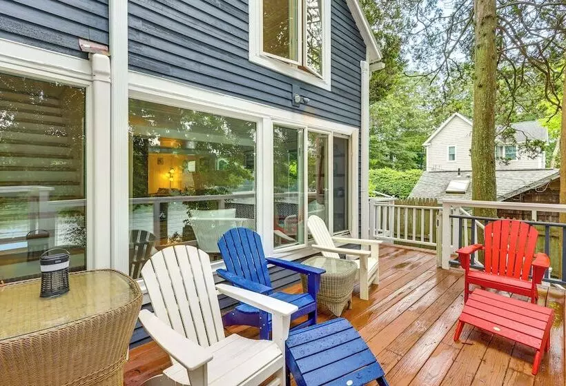 Charming Waterford Home W/ Dock On Niantic River!