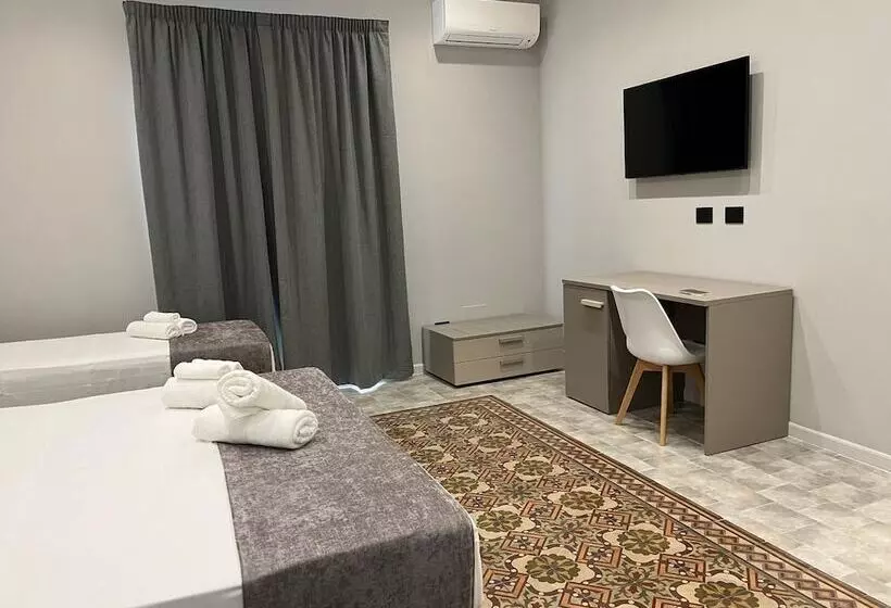 Dana Rooms Bed And Breakfast