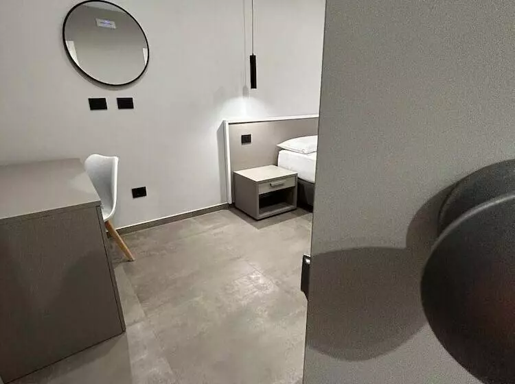 Dana Rooms Bed And Breakfast