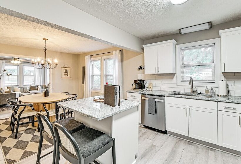 Private Hot Tub & Cold Plunge: Fayetteville Gem!