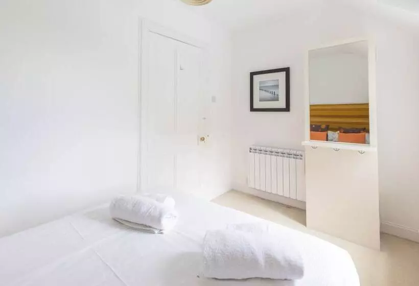 Grove Cottage   North East Escapes