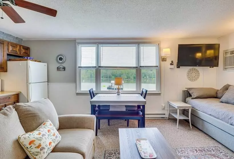 Lake Of The Ozarks Cabin W/ Private Dock + Kayaks