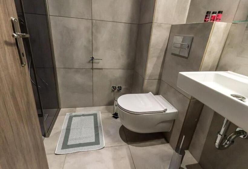 膳宿费 Aura Apartments