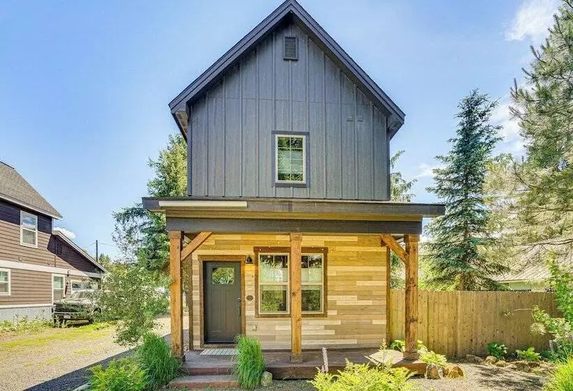 Charming Donnelly Home   1 Mi To Lake Cascade!