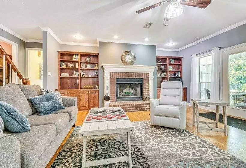 Pet Friendly Vilonia Home W/ Fenced Yard & Grill!