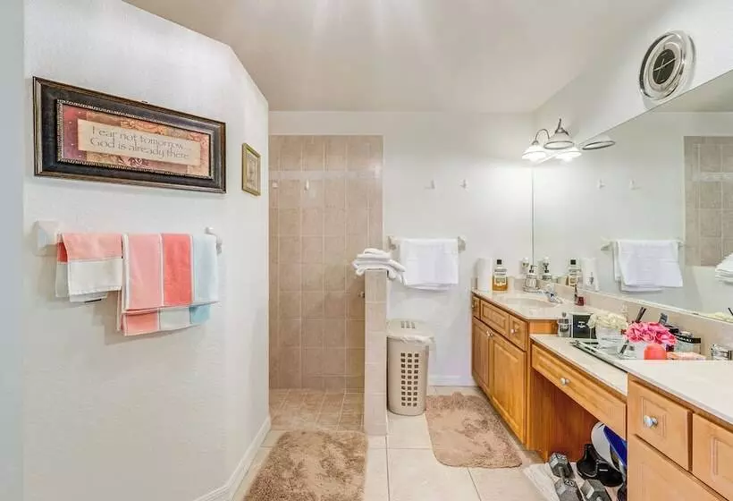 Port Charlotte Home ~ 3 Mi To Beach & Harbor!