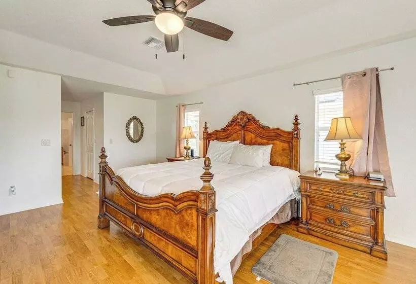 Port Charlotte Home ~ 3 Mi To Beach & Harbor!