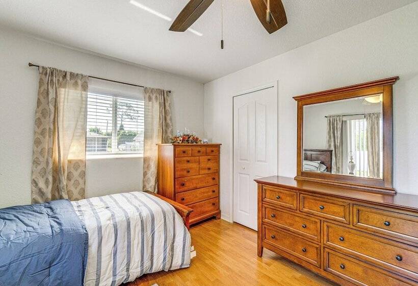 Port Charlotte Home ~ 3 Mi To Beach & Harbor!