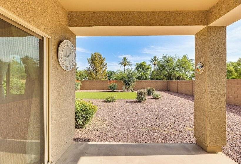 Quiet Casa Grande House Next To Villago Park!